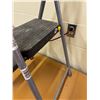 Image 2 : Cosco Step Stool