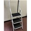 Image 1 : Folding Step Stool