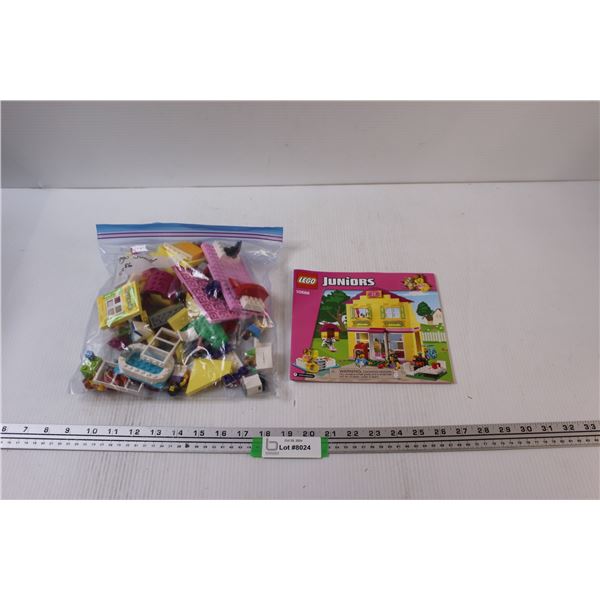 Lego Juniors Building Set - as is