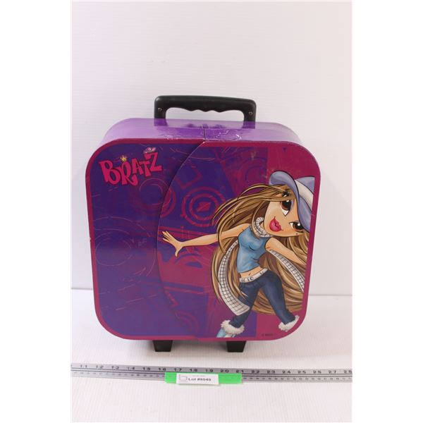 Bratz Carrying Case w/Wheels & Handle w/Contents