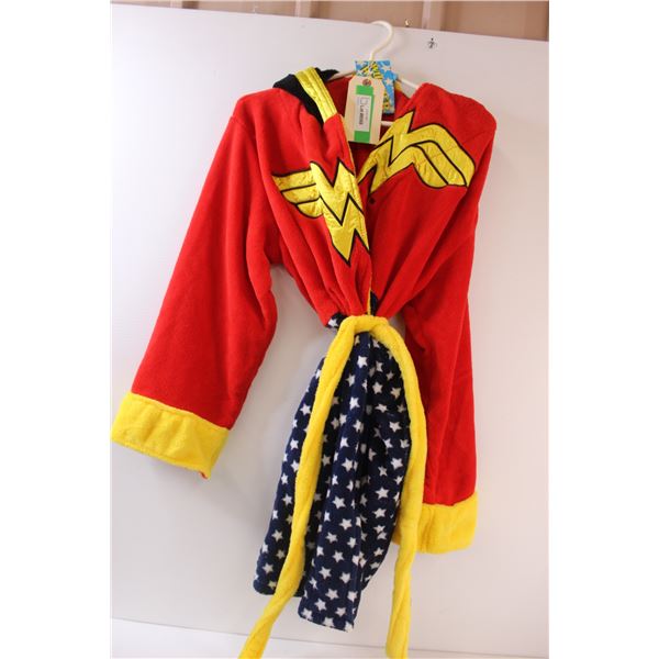 Wonder Woman Housecoat - Has Tags