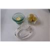 Image 4 : (4) Candles, (3) Glass Candle Holders, Spice & Condiment Set