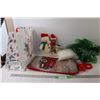 Image 1 : (2) Christmas Gift Bags, Fake Snow, Snowman Singing Decoration