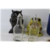 Image 3 : Thermos, Owl Decoration, Frog Decoration, (2) Vinegar Bottles, Plate, Pyrex Glass Dish