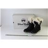 Image 1 : Windriver Ladies Winter Boots - size 6 - Appear New with Original Box