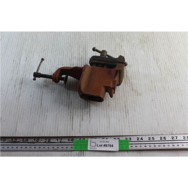 2 1/2'' Bench Vise