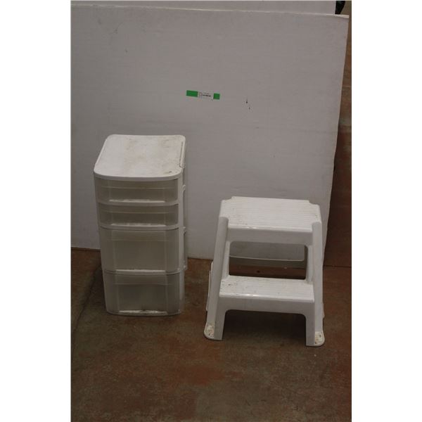 * Plastic Step Ladder and Sterlite Drawer Unit