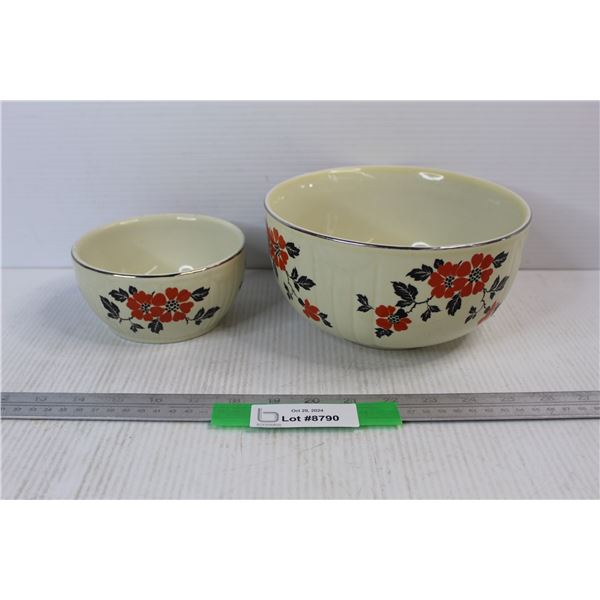 (2) Vintage Halls Superior Quality Kitchen Ware Bowls