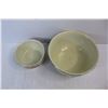 Image 3 : (2) Vintage Halls Superior Quality Kitchen Ware Bowls