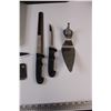 Image 3 : Silverware, Kitchen Knives - Assorted, Boston Warehouse Bowl Set - Hs Chip, Baking Pan, Pie Spatula,