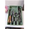 Image 5 : Silverware, Kitchen Knives - Assorted, Boston Warehouse Bowl Set - Hs Chip, Baking Pan, Pie Spatula,