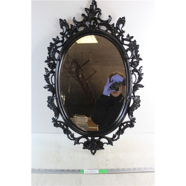 Decorative Wall Hanging Mirror 31'' x 20''