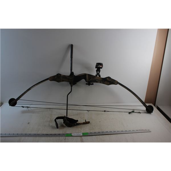 Compound Bow with Release Strap