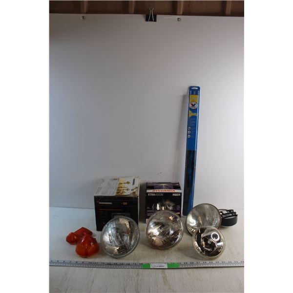 Hummingbird Fish finder, Headlights, Valvoline Windshield Wiper and Turn Signal Covers - As Is