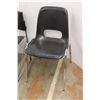Image 2 : *(2) Plastic Chairs