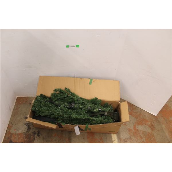 * Artificial Christmas Tree