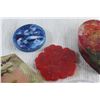 Image 6 : (2) Resin Coasters and Resin Decor