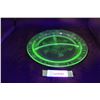 Image 1 : Uranium Glass Plate - Hazel Atlas Florentine Pattern - 10.5" - Has Chip