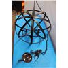 Image 10 : *** Spherical Hanging Light Fixture