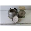 Image 1 : Vintage Scale (Metal) - As is, Aluminum Kettle - As is