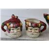 Image 2 : Santa Teapot and Cream and Sugar