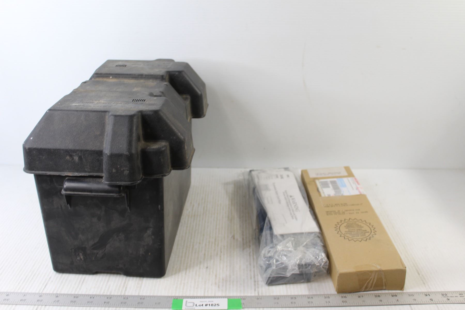 Power Guard Battery Case, (2) Blue Blinds 14" x 74" Bodnarus