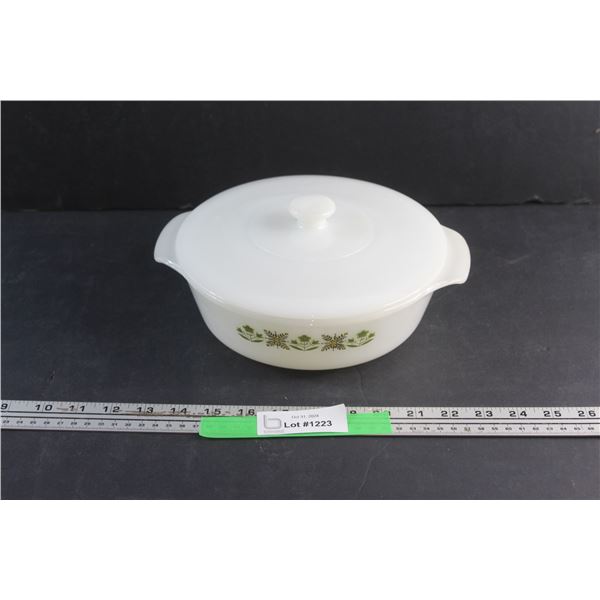 Vintage Meadow Green Pattern Fire King 1/4 Quart - Chipped