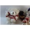 Image 4 : Christmas Candles, Plush Toy and Ornaments
