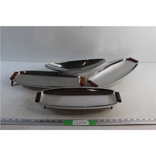 MCM Gourmates Serving Trays