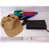 Image 1 : Fanny Pack/Hat and Wallet