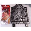 Image 4 : (6) Assorted Halloween Items