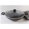 Image 2 : T-Fal Teflon Wok 14.5" & Metal Convection Broiler Pan 15"x13.5"