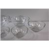 Image 3 : Set of 9 Different Sized Glass Serving/Mixing Bowls