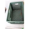 Image 3 : * (2) Plastic Crates