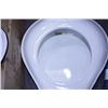 Image 2 : Vintage Lidded Enamel Bed Pan