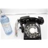 Image 2 : Vintage Black Table Top Rotary Phone