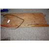 Image 2 : Primitive Wooden Sleigh