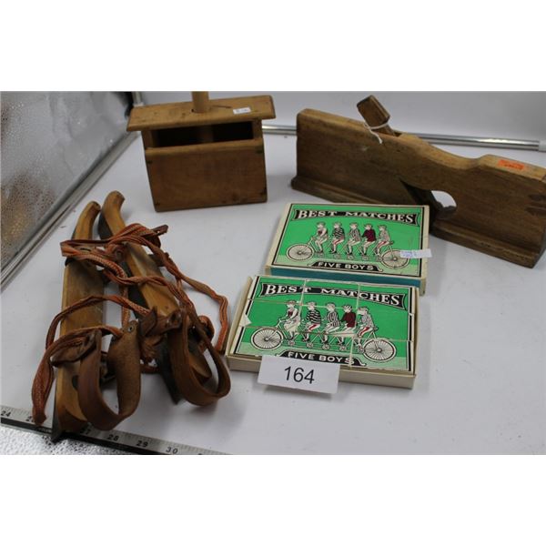 Set of "schuitjes" Dutch Skates, Butter Mold, Mate