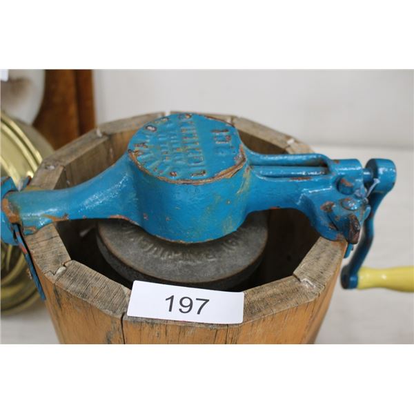 Antique Shepard's Lightning 2 Quart Ice Cream Makr