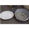 Image 1 : 2 Vintage Bowls, Enamel and Galvanized