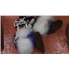 Image 3 : 1 Pair of First Nation Shoes- Youth Size