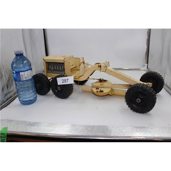 Vintage Structo Construction Co Grader Toy.