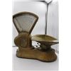 Image 4 : Vintage Toledo Table Top Scale