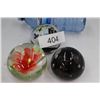 Image 1 : 3 Glass Paperweights