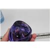 Image 4 : Vintage, Small  Signed Purple Art Glass Vase