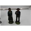 Image 6 : 6 Antique Cast Iron Pilgrim Amisch Couples