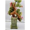 Image 4 : Vintage Stone / Glass Flower Centerpiece