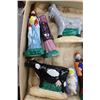 Image 2 : Primitive 1940's - 50' s Nativity 14 Pc. Chalkware