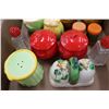 Image 5 : Misc. Vintage Salt and Pepper Sets