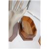 Image 2 : 2 Vintage Hands Wooden Keepsake Box